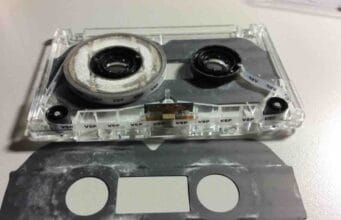 Capturing Audio Tapes – Part III – Preparation How to clean a mouldy cassette tape